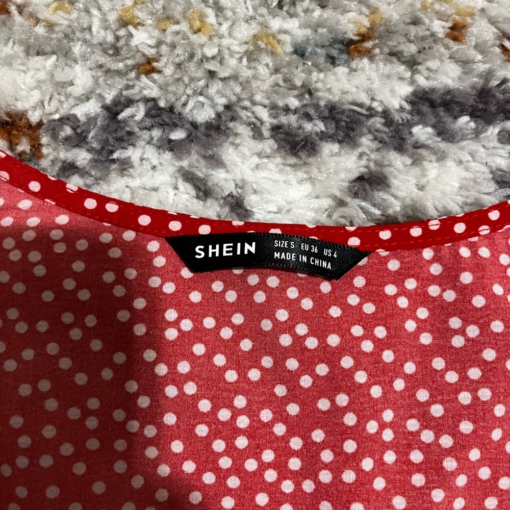 Red shein cropped blouse